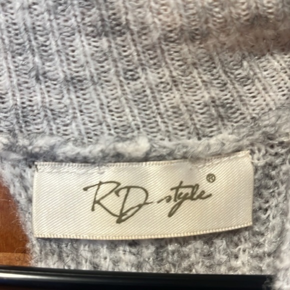 RD style women’s pull over sweater with open back size large . - Picture 3 of 7